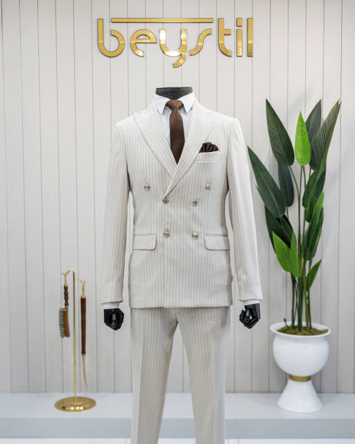 Beystil Sivri Yaka Bej Çizgili Kruvaze Takım Elbise Lecce - Slim Fit - 