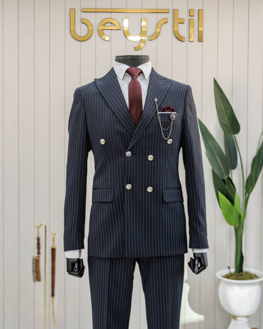 Beystil Sivri Yaka Lacivert Çizgili Kruvaze Takım Elbise Lecce - Slim Fit - Beystil